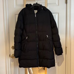 Women's Winter Parka Jacket with removal Hood. NWOT